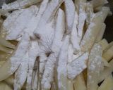 A picture of step 3 of Homemade Crispy French Fries.