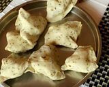 A picture of step 4 of Fried Samosa.