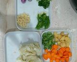 Foto langkah ke 2 dari resep Sop bening telor puyuh.