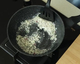 Foto langkah ke 2 dari resep Risol Bihun Devina Hermawan.