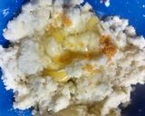 Foto del paso 2 de la receta: Medialunas de manteca