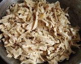 चपाती नुडल्स (chapati noodle recipe in marathi) रेसिपी स्टेप 4 फोटो 