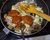 A picture of step 5 of Sausage Sphaghetti.