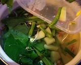 Foto langkah ke 2 dari resep Sayur Asem Favorit Keluarga.