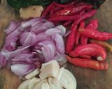 Foto langkah ke 1 dari resep Cumi Hitam Pedas.