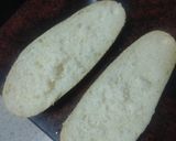 Foto del paso 1 de la receta: Bocadillo de jamón serrano, lascas de queso tierno y tomate