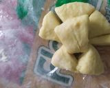 Foto langkah ke 5 dari resep Donat pita mantang(ubi).