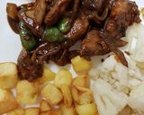 A picture of step 11 of Chicken in a Hoisin BBQ Sauce. 😀.