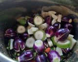 भोगीची लेकुरवाळी भाजी (Bhogichi Bhaji Recipe In Marathi) रेसिपी स्टेप 7 फोटो 
