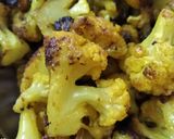 ফুলকপি দিয়ে মুগ ডাল (phulkopi moong dal recipe in Bengali) রেসিপি ধাপ - 2 ছবি