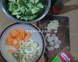 Foto langkah ke 1 dari resep Tumis Bakso Brokoli.