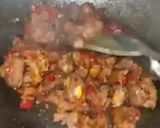 Foto langkah ke 4 dari resep Oseng daging kambing kecap pedas.