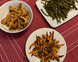 Foto del paso 11 de la receta: Bocados de pollo con chips de boniato y judías verdes rehogadas