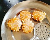 A picture of step 12 of Crispy sabudana vada.