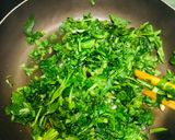 Hình bước làm 2 của món Mì rau cải 🥬- chả