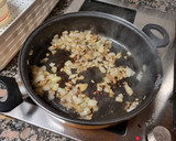 Foto del paso 2 de la receta: Atún con tomate