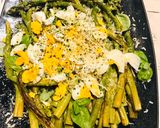 Une image de l'étape 3 de Asperges grillées au parmesan.
