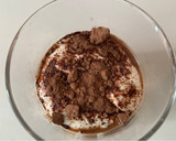 Foto del paso 3 de la receta: Tiramisú saludable, bajo en grasa y súper rápido