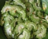Foto langkah ke 1 dari resep Tumis Pare.