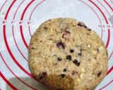 Foto langkah ke 4 dari resep Cranberry Chocolate Scones.