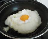 Foto del paso 6 de la receta Huevo frito nube