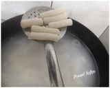 A picture of step 8 of Tteokbokki (Korean Spicy Rice Cake).