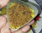 Foto langkah ke 4 dari resep Onigiri Nasi Kuning.