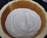 A picture of step 7 of Leopard cheese cake.