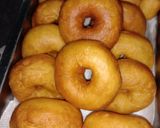 Foto langkah ke 7 dari resep Donat Susu Soya tanpa Telur.