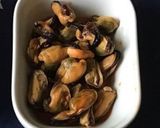 Une image de l'étape 3 de Moules à l escabeche.