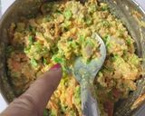 A picture of step 1 of Oats Chilla.
