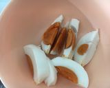 รูปขั้นตอนการทำที่ 2 ของ กุ้งผัดพริกเผาไข่เค็ม (อาหารเด็กหลังขวบ)