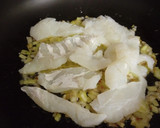Foto del paso 5 de la receta: Alcachofas salteadas con bacalao