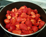 Foto del paso 5 de la receta: Mermelada de Fresas!!!
