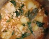 Foto del paso 5 de la receta Potaje de judías blancas secas con bacalao