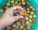 Hình bước làm 1 của món Mơ ngâm đường