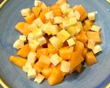 Foto del passaggio 2 della ricetta 225 • Insalata di melone e pecorino stagionato del casaro 🐑🐑🐑