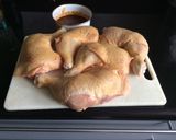 Foto del paso 1 de la receta: Pollo a las finas hierbas estilo peruano (horno)