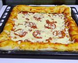 Foto del paso 8 de la receta: Pizza con borde de queso
