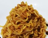 Foto langkah ke 1 dari resep Indomie Telur Sosis - Kreasi Breakfast Low Budget.