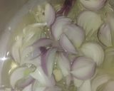 A picture of step 1 of Aalo gosht.