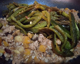 Foto del paso 1 de la receta: Relleno para pavo o chiles en nogada con rajas de chile poblano