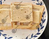 A picture of step 1 of Soyayyan bread da qwai.