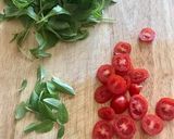 Φωτογραφία βήματος 5 της συνταγής Πίτσα με pesto βασιλικού, προσούτο, φρέσκια μοτσαρέλα & ζύμη express 2 υλικών