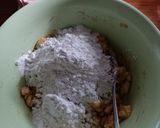 Foto langkah ke 1 dari resep Kue Pisang Aduk Khas Betawi.