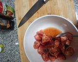 Foto del paso 2 de la receta Ensalada de tomate y bonito del norte 2.0