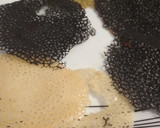 Foto del paso 2 de la receta: Bacalao en tinta de calamar y crujiente de pescado