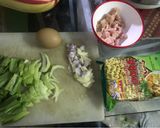 Foto langkah ke 1 dari resep Bakmie Goreng Ayam Nyemek.