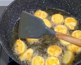 Foto langkah ke 4 dari resep Tofu Enoki Saos Pedas.