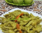 Foto langkah ke 5 dari resep Ceker Ayam Bumbu Kuning.